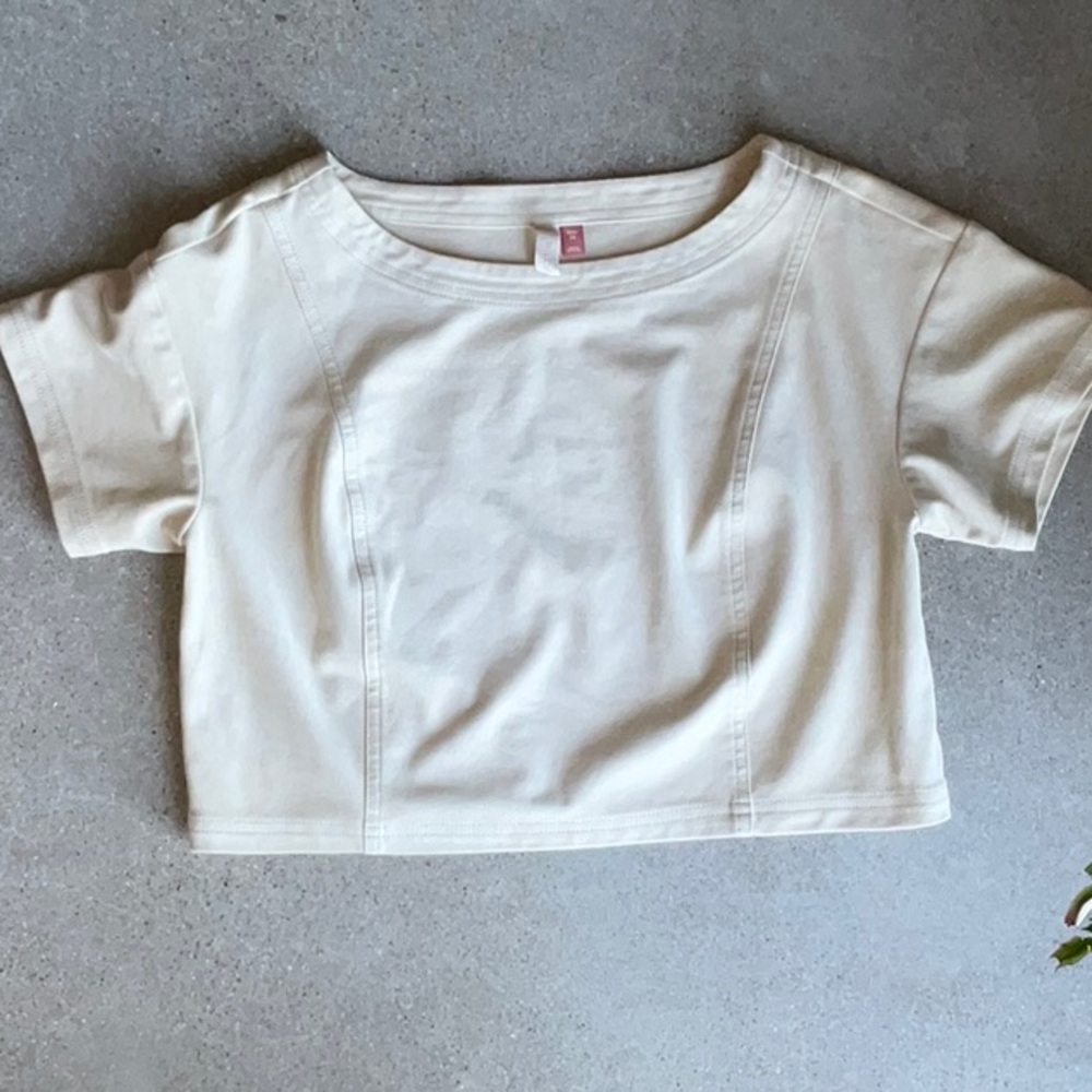 Pilcro Cream Short Sleeve Crop Top
